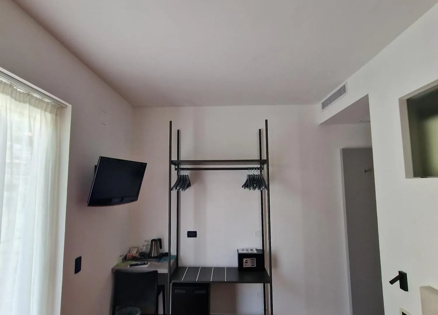 Hotel Internazionale Malcesine 3*,